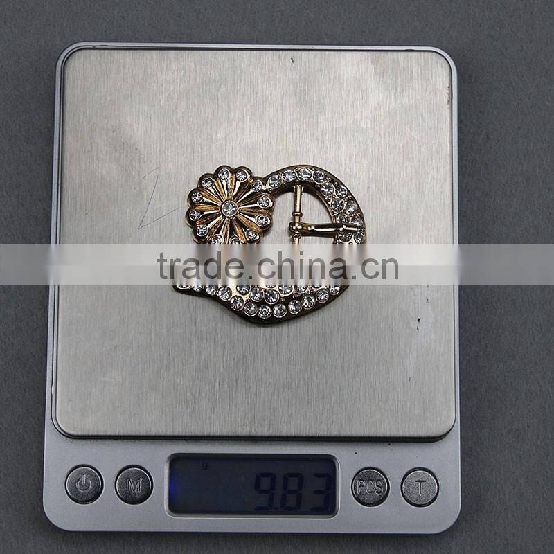 Rhinestone round pierced leaf metal decorative shoe clips