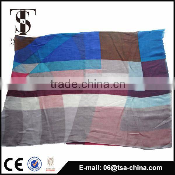 Long Style of Length New Fashion Scarf in good feel material