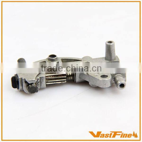 Cheap 52cc 58cc Chinese Chainsaw Parts Oil Pump
