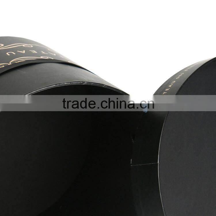 decorative cardboard with ribbon flowers in hat box