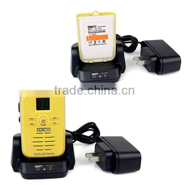 Mini Yellow UHF 450-470MHz16CH FM Scan Monitor Emergency Alarm Flashlight Function Walkie Talkie