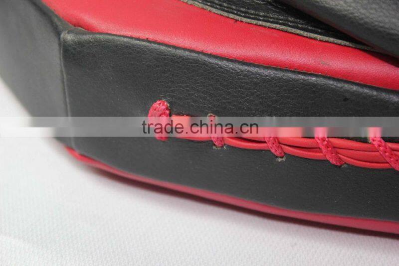 UWIN Hand Target MMA Focus Punch Pad Boxing Training Gloves Mitts Karate Muay Thai Kick Fighting