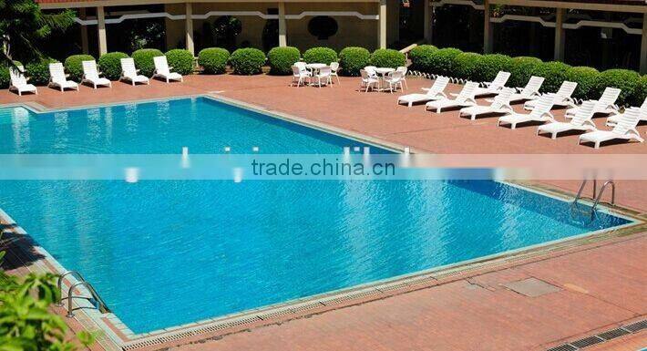 Rectanular swimming pool