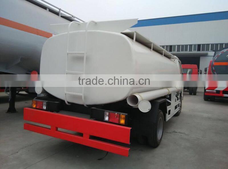 4x2 FOTON RHD 5000 liter fuel bowser