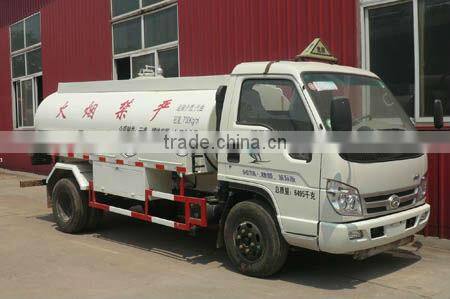 4x2 4.5m3 Oil Truck Forland Fuel Tank Truck