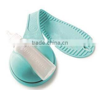 Free Hand Baby Bottle Holder