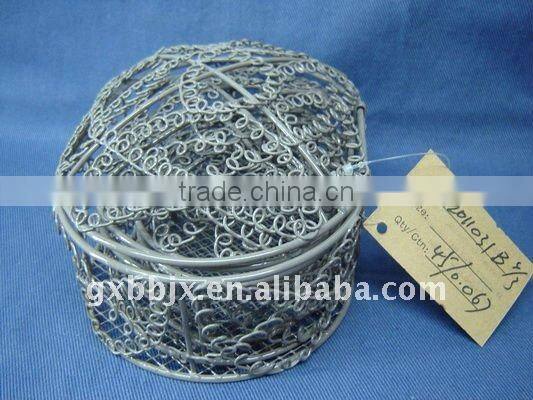 Egg shaped coffee/silver wire gift box set of three