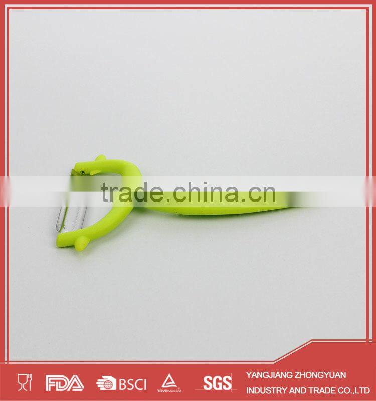ZY-N1056 Hot selling stainless steel julienne vegetable peeler with unique style handle