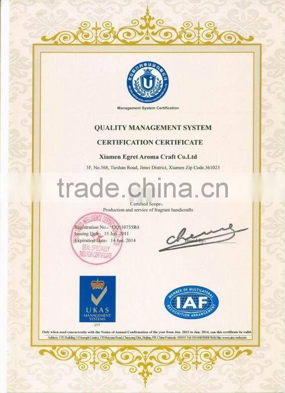 Popular customized glass bottle with rattan sticks for flavor car air freshener