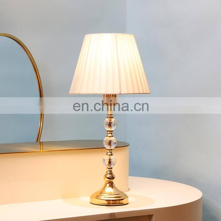 Elegant crystal decorative design modern bedroom metal night lamp for bedside