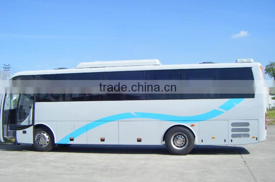 Dongfeng EQ6105L3G 4x2 10m diesel coach bus for sales