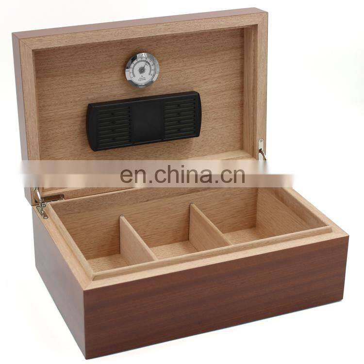 Custom high gloss finished wholesale modern okoume solid fancy humidor cigar wooden luxury cigar humidor