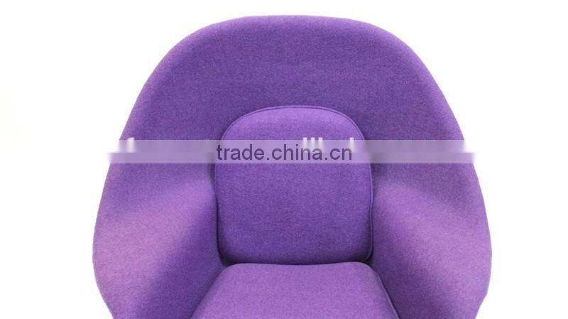 replica relaxing fiberglass materail stainless steel frame wool fabric womb chair with ottoman by Eero Saarinen