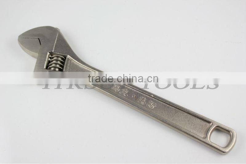 Europe Adjustable Wrench Hand Tools WR2033