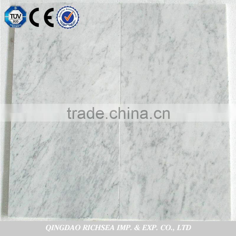 Cloudy grey wall decorate marble slab