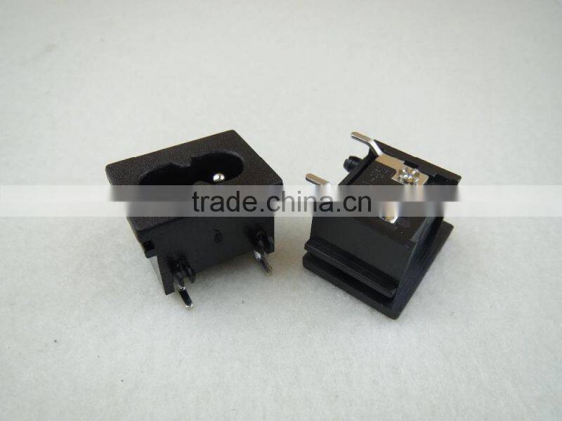 PJ033 socket switch power supply