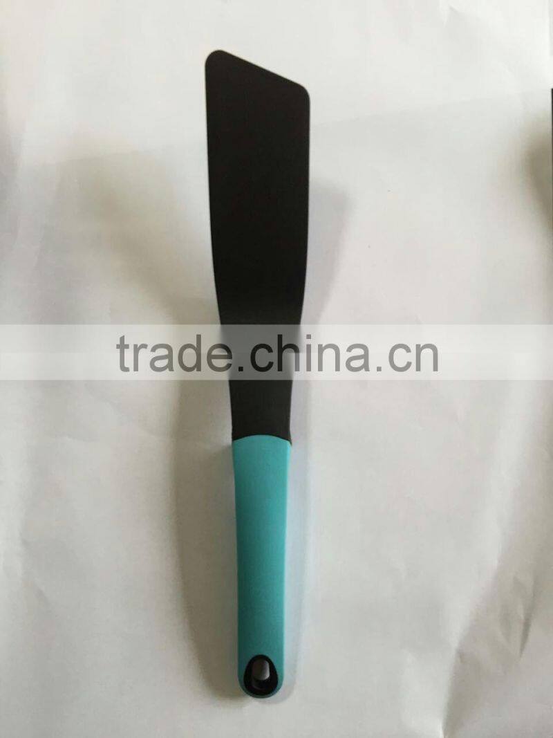 2015 popular sale 6 pcs set nylon kitchen utensils non-stick set with high quality food garde