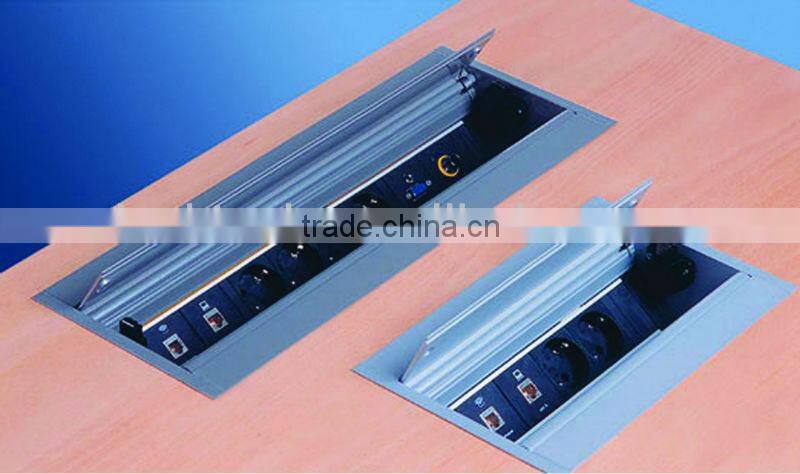 arc-shaped mannual German tabletop socket with USB