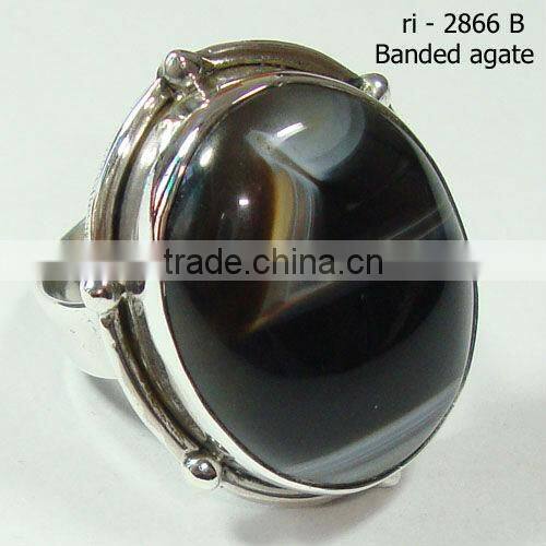 .925 Sterling Silver Green Onyx Gemstone Fashion Ring