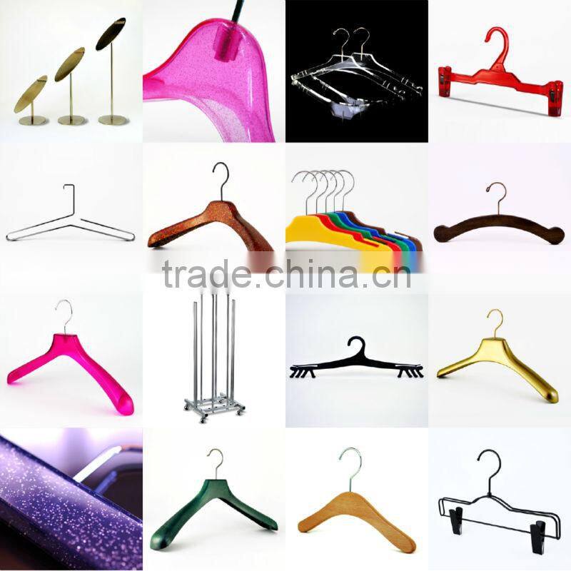 Japanese Durable Plastic Luxury Suits Hanger for Luxury Sports Wear