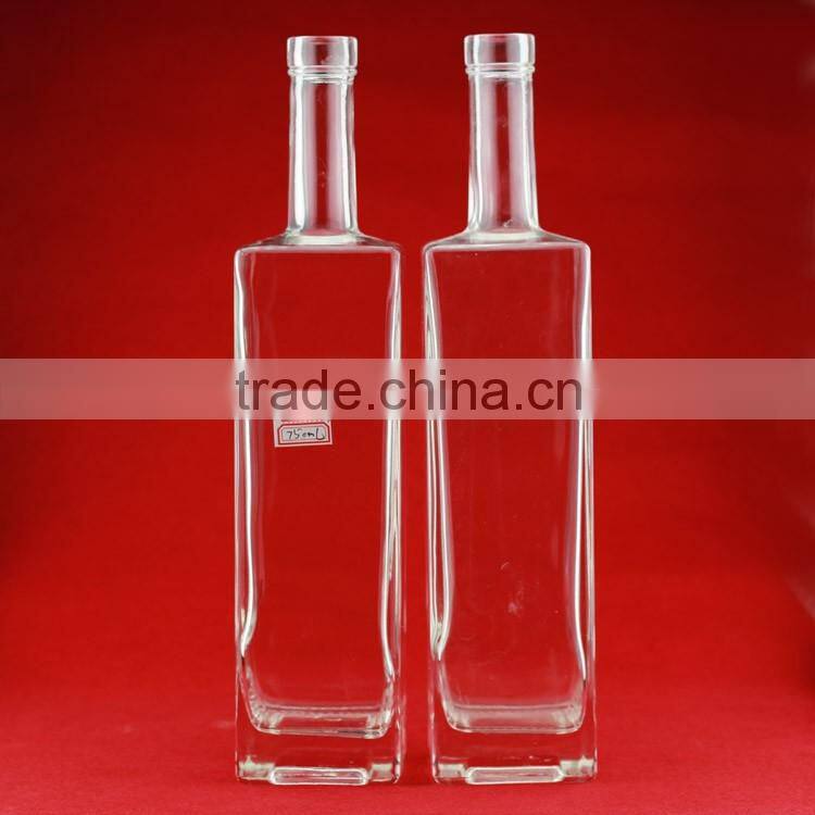 Cheap high america vodka bottles 700ml screw thread cap bottle yellow aluminum cap bottle