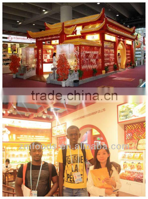 High Quality Cricle Press Candy with Plastic Toys