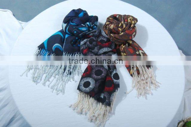 wholesale fashion wool printed scarf with fringe woolen printed scarf shawl pashmina high quality wool neck scarves poncho bulk