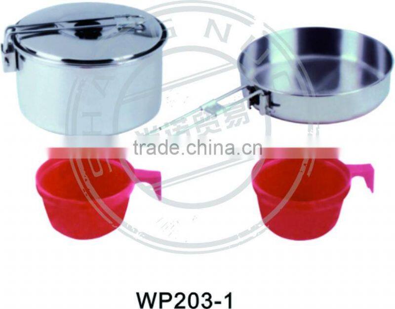 hot Cooking pots and pans and 3 plastic cup for camping
