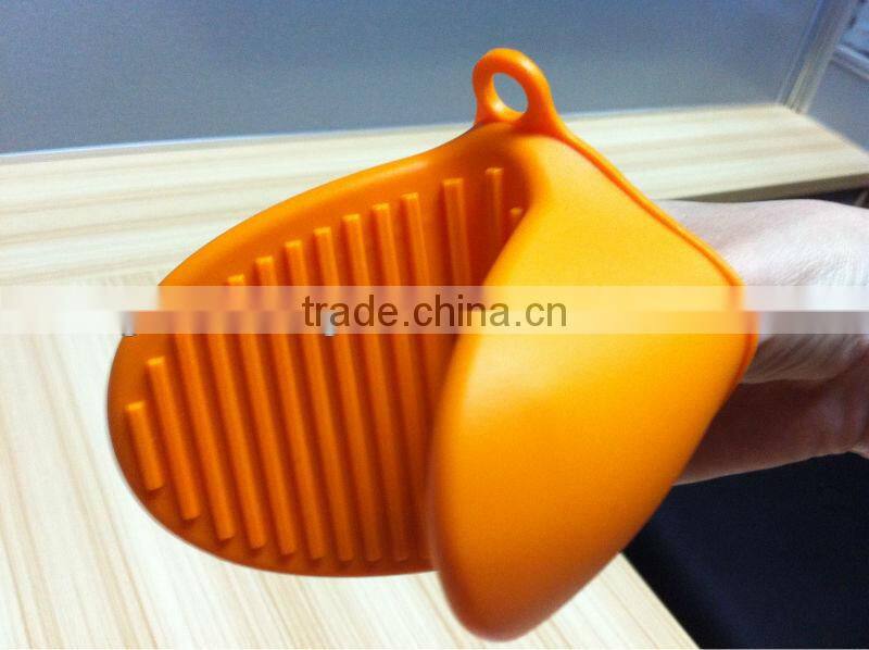 Animal Design Pliable Silicone Pot Holder Silicone Glove Oven Mitt