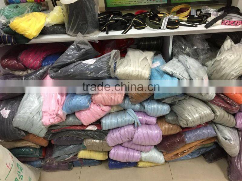 number 5 zipper plastic pink white black