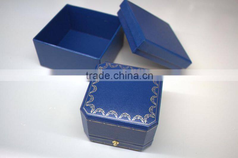 2015 newest custom jewelry gift box cardboard buckle box for ring