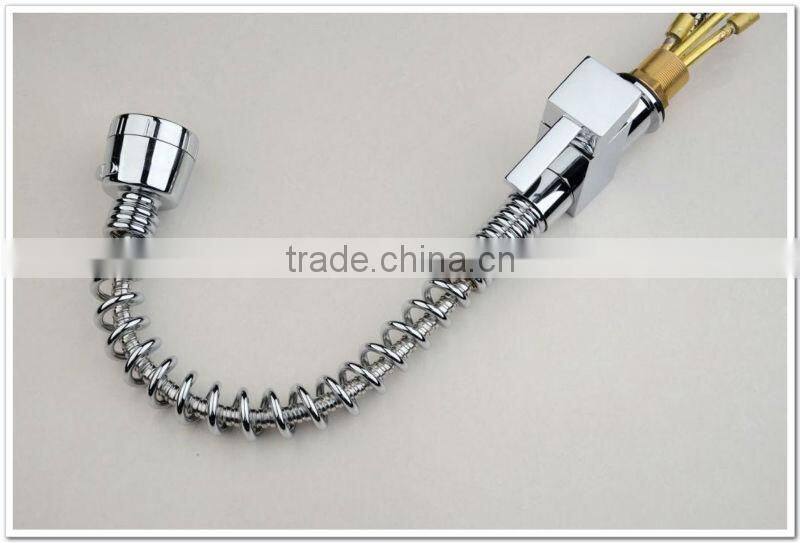Round Spring Pull Out Kitchen Faucets Mixer QH0781