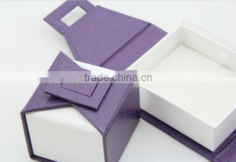 Recycled magnetic closure cardboard gift box(ZJ-80016-1)