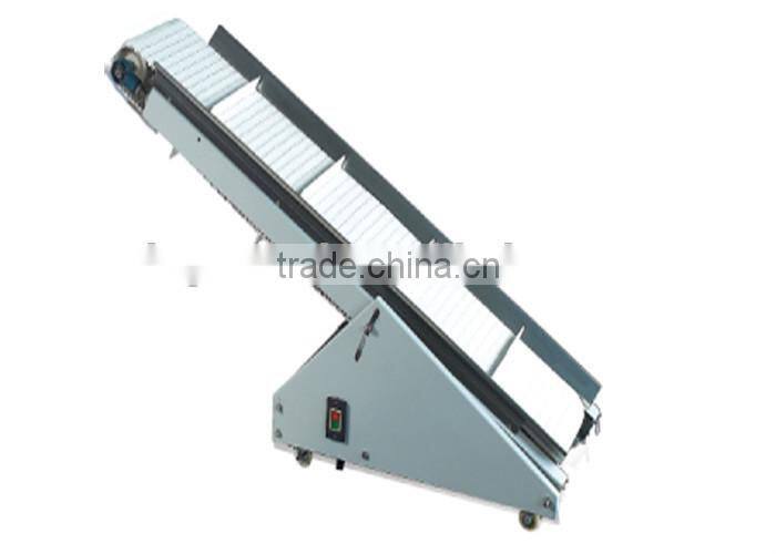 Chinese gusset pouch packaging machine, packaging peanuts, automatic packing machine