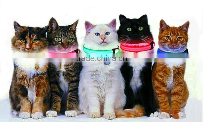 2015 Hot Selling Cheap Cat Leash With LED Light