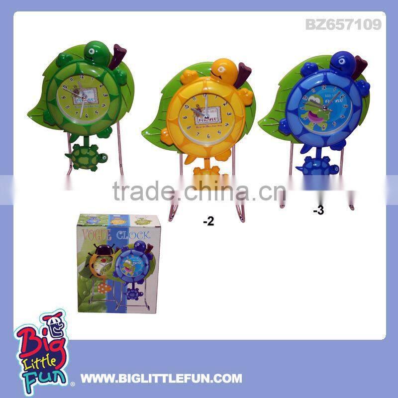 Swing wall clock children