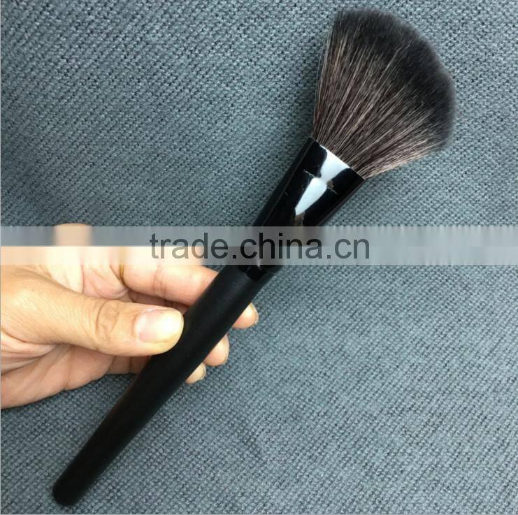 single blush brush angular brush rouge makeup brush cosmetics