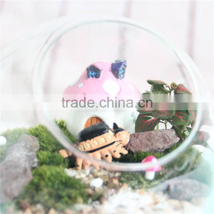 Mini CUTE fashional Resin decoration, ZAKKA mushroom small home furnishing articles Mini house resin home background props