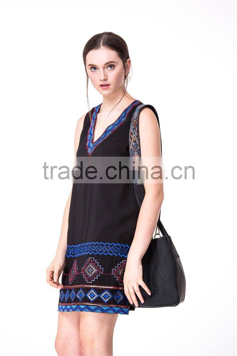 Beaded Embroidery Shift Dress Factory Price Accept Small Order V-neck Sleeveless Dress in Navy Blue Women Dress