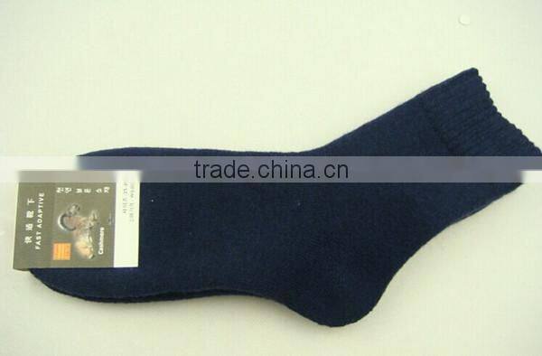 40 pcs/lot hot sale solid cotton and polyester mixed China made solid comfortable men thick socks