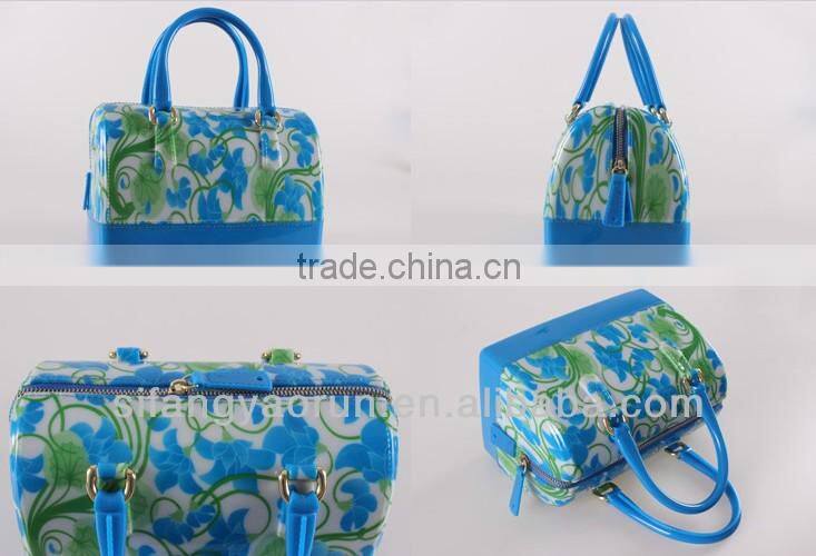Latest fashion bag design/pvc handbags for women/beautiful flower handbag