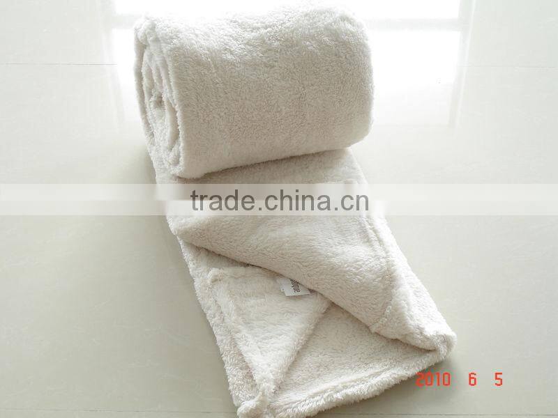 polyester faux fur blanket