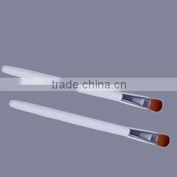 Maximum Coverage Concealer Brush 002