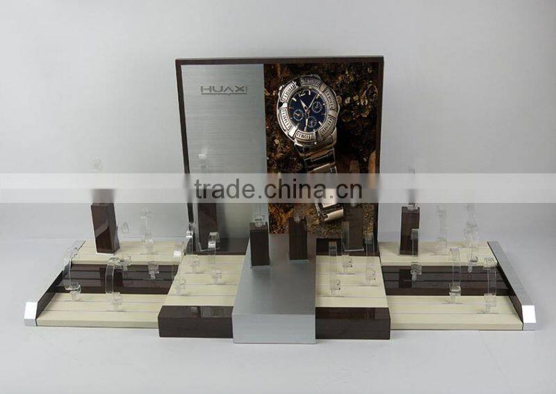 Luxury Large Display Digital Watch Wood Watch Display Case Accessories Display Showcase