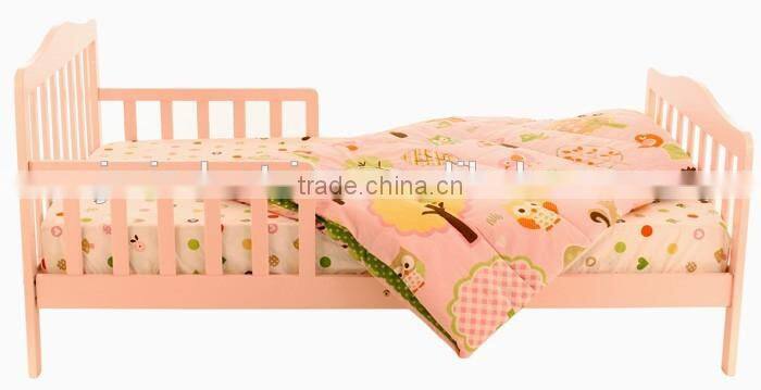 Cheap Price Classical Design Oine Wood Pink Color Baby Toddler Bed