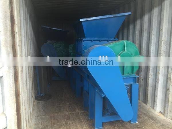 Large life garbage crusher for rectcling