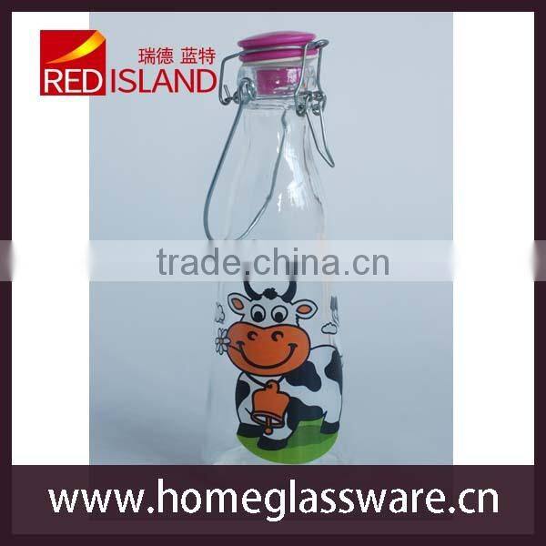 560ml Glass Beverage Bottle with clip cap & glass milk bottle hot sale