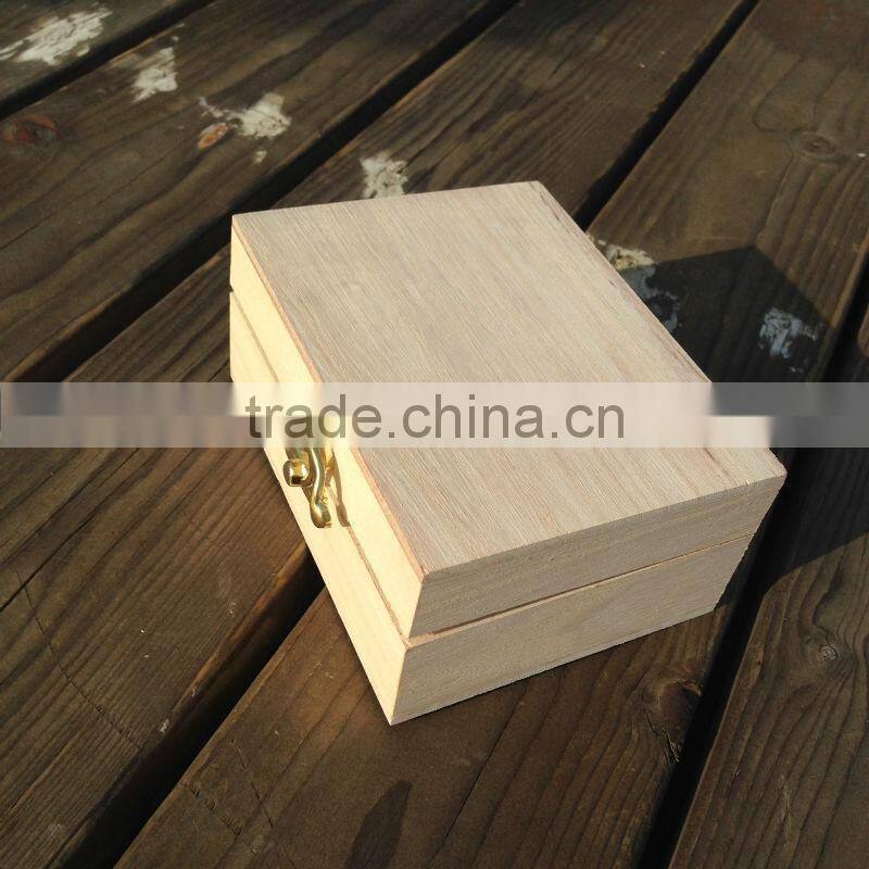 pine Customize multicellular glass display wooden box 9 grids packaging box tea storage gift jewelry box 15*15*5.2cm