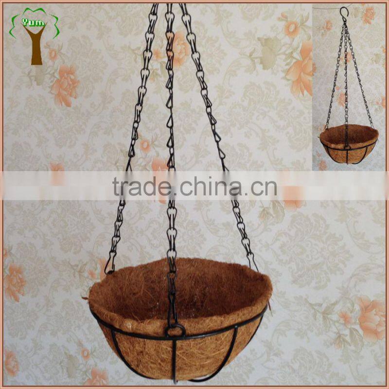Fibre palm basket hanging