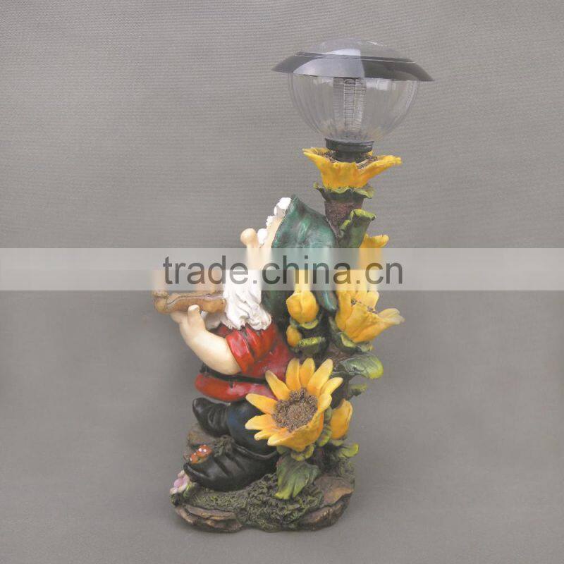 Antique Resin Garden Gnome/Dwarfs Statues,Solar Led Light for Garden Decoration